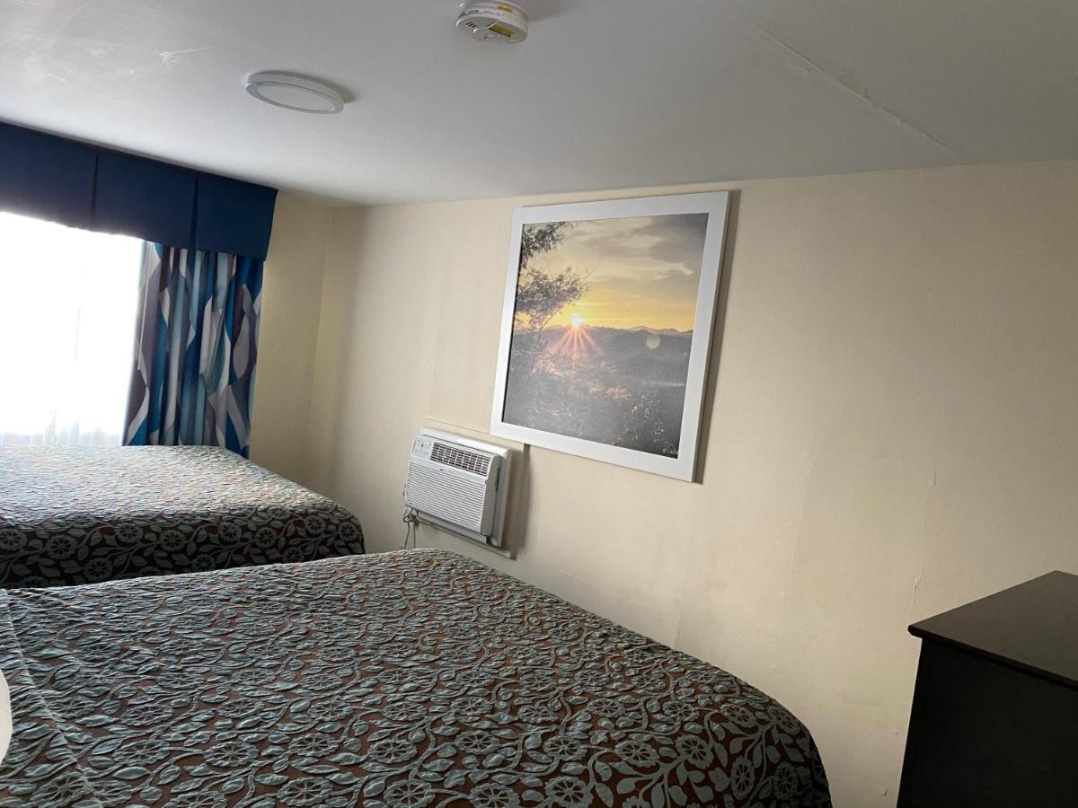 Days Inn By Wyndham Lincoln Exteriér fotografie